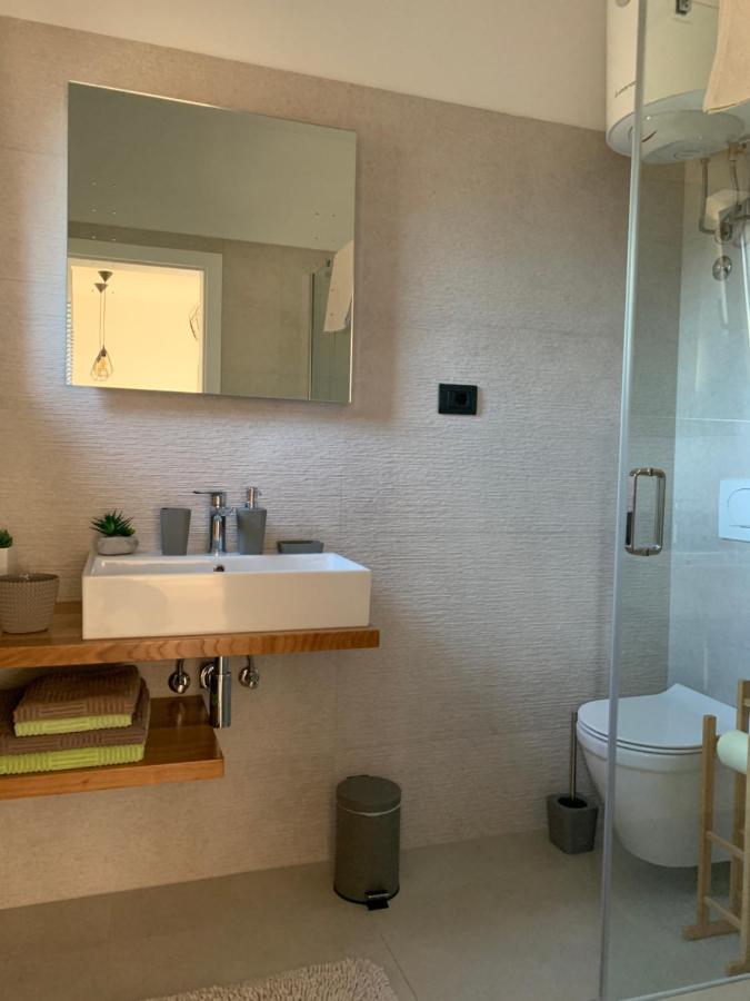 Apartments & Room Piutti Bale Luaran gambar