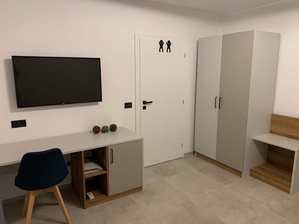 Apartments & Room Piutti Bale Luaran gambar