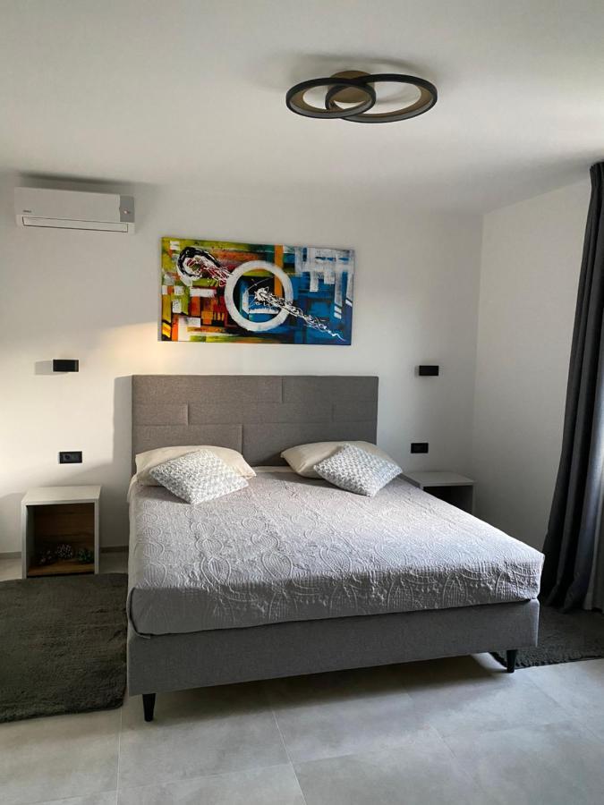 Apartments & Room Piutti Bale Luaran gambar